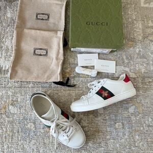 Women's Gucci Ace White Sneakers with Bee Size 37 - US 7